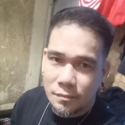 yengzki76's profile picture. 