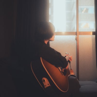 solahioto's profile picture. あなたの背中を押す歌は歌えないけど、あなたにそっと寄り添う歌を。