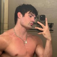 Wyatt (@dianahwang) 's Twitter Profile