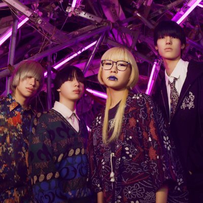 パキれる次世代バンド 『パキルカ』 Vo.(@majeran_paki) Gt.(@shun_paki) Ba.(@tkmt__paki) Dr.(@tnd_paki) contact: pakiruka@gmail.com