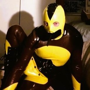 Bi Heavy rubber bondage switch/sub/gimp/object - Rubber Gimp
Rubber Toilet 🚽💛🤎
Rubber Drain 🛞🤎💛🫦
Rubber Urinal💛🚽
18+ NSFW
⬇️See more ⬇️