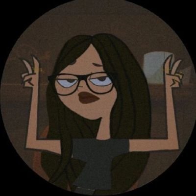 Parece un fantasma y se mueve como la figura de un reloj ~
Historia, ULE 🎓
Sepan quantos esta carta vieren...⌛📜