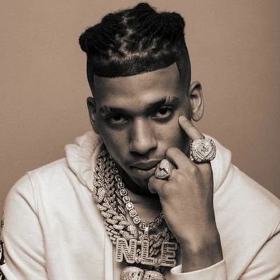 AgentMacias21's profile picture. macias mng business email:maciasmng@gmail.com
my dc :maciasmng
working with:...
working for: GL1TZ