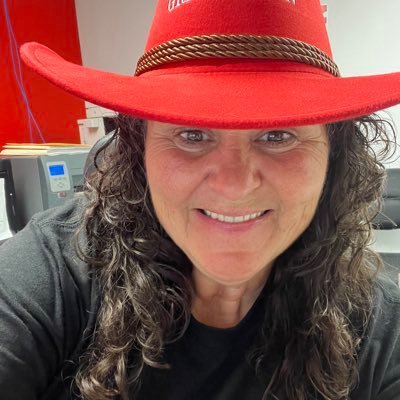 Linda75631651's profile picture. God ¥ County ¥ Trump ***NCSWIC***