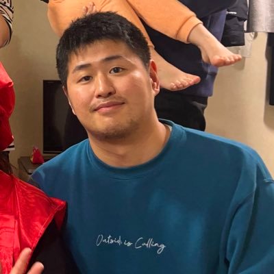 kkkf2d's profile picture. H6 184 88 30 ◢|⁴⁶  🕷️ 右目に光が入らない。