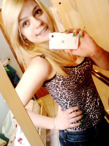 Minha bio foi ser feliz :D