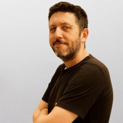 Con @AndytaPurple papá de Juana || Docente || Politólogo || Miembro de @ctroCEPA || Economía @PortateBienFm por @refm1073 || #LibreDeHumo por @VibraBonaerense