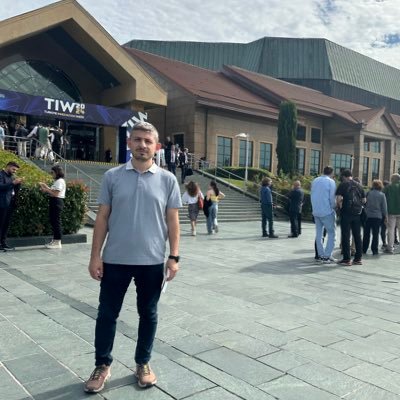 sertantoktas's profile picture. 