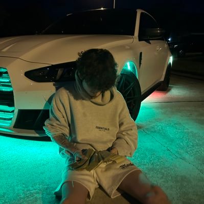 22 • General Manager @TheSwampGG • Own a Multi Million Dollar Company ⭐️DM Me For Inquiries