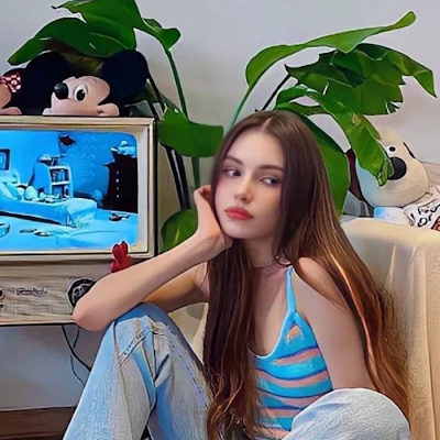 Janullia12959's profile picture. 