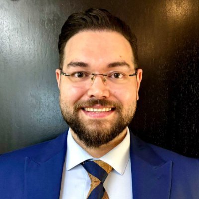 MD Ophthalmology Research Fellow @MUBabolFarsi (Babol University of Medical Science) , Founder,CEO of @CallEmpathy , Resident Therapy, Aspiring Ophthalmologist