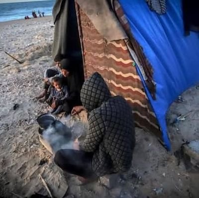 From the destroyed city of Gaza, please donate via the link 🇵🇸💪✌️📎📎