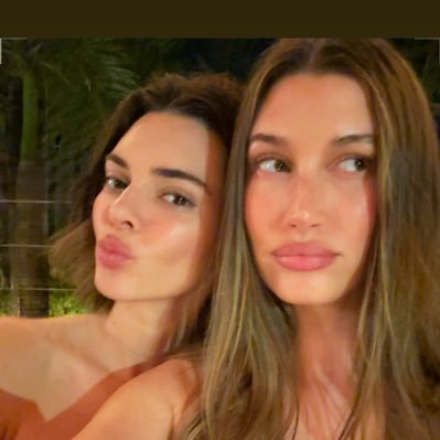 neverbetheb's profile picture. the night is still young