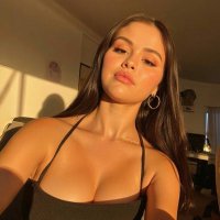 ꜱᴇʟᴇɴᴀ | 𝐩𝐚𝐫𝐨𝐝𝐲! (@selenaissaslut) 's Twitter Profile
