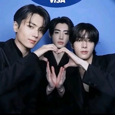 Isaa20030624's profile picture. Não sou collector, apenas compro álbuns.