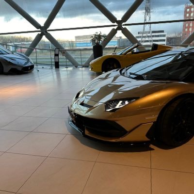 Lambo_Cro