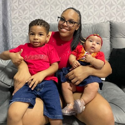 21 aninhos ♏️Escorpiana 🇧🇼Gremista e mamãe do Tayllor 💙👩👦 Trancista formada🥰