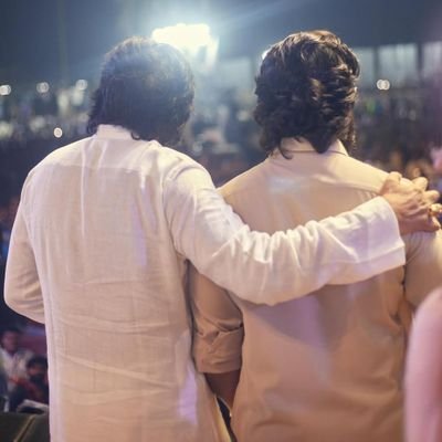 naveenvikranth's profile picture. Neetho Cheppana

Neekkuda Thelisina

Nuvventhaga Rechipothe

Antha Sarada Thelusuna