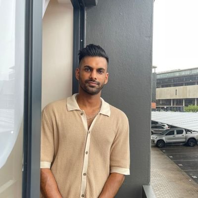 Kamil_LFC94's profile picture. Oil