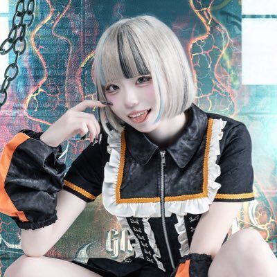 @silentnoise_gmg 水色 すぺすぺうるとらかっこいいあいどる ➴ 8月31日名古屋ReNYバンドセットワンマン