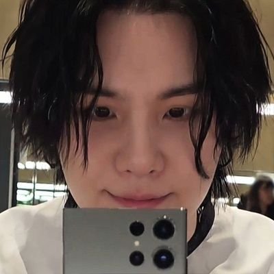 syubsool's profile picture. i bloom a lotus flower once again.