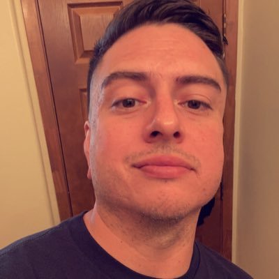 MannyVillanveva's profile picture. 