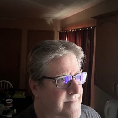 60 year old workaholic 🇨🇦🇨🇦. Trudeau-free zone. ⛔️DMs🚫