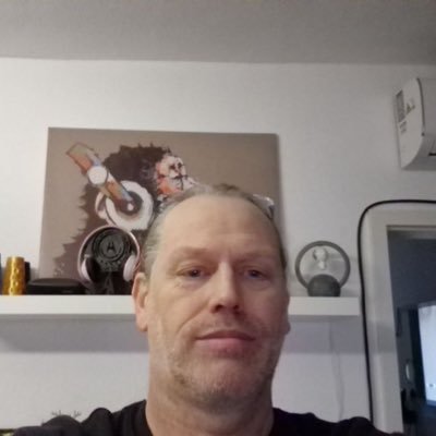 Am wanczyk the winner of $758m powerball lottery am grateful and willingly to help out random people here message by saying pay me for Christmas gifts
