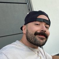 tavs (@tavrich) 's Twitter Profile