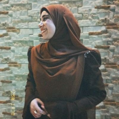بنقولكوا عيشوا
لا يخيل عليكوا
الموت وتهويشه 🖤🦅