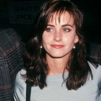 ffeministursu's profile picture. 