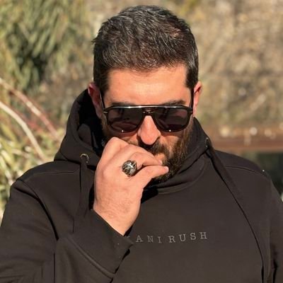 hheyyhhey's profile picture. مشعوف بودم نگو مغموم بودم