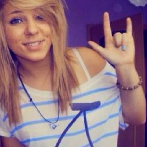 swagnificent385's profile picture. Im not perfect. Dont like it? Get in line with all the others waiting for me to give a damn. 15