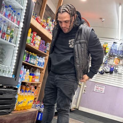 WbGrizzy's profile picture. CEO DeLoMio Store