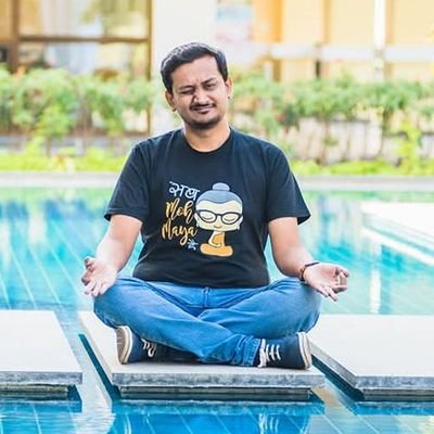 |Marketeer by Profession| creditcard Enthuthiast| Father of most entertaining kid|
Love Reading Fictions and have opinion on all random things!