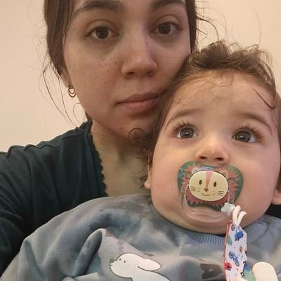 Mamá de Alejandro. Economista UNA. Servidora Pública.