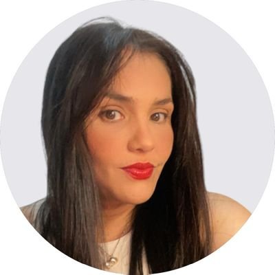Concejala del Municipio girardot, militante del partido socialista unido de venezuela, abogada y trabajadora social por maracay