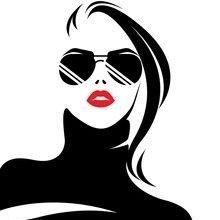 npineda1122's profile picture. Creo en nosotros, creo en nuestro amor. No por la promesa de un futuro, sino por la magia del presente. 💞