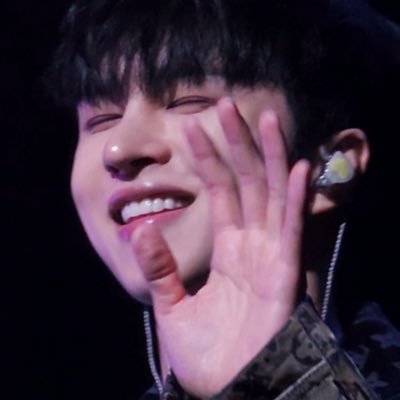 VIXX_5_24's profile picture. 