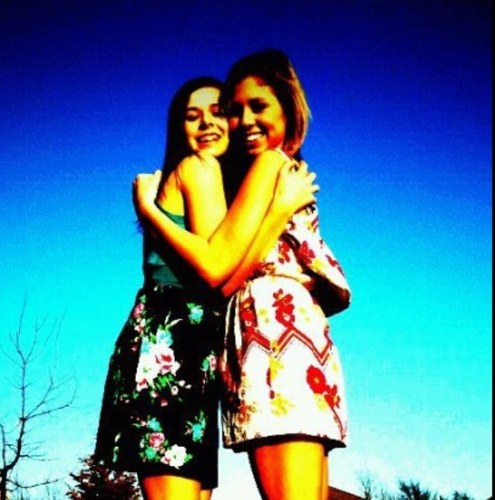 AricaMarie91711's profile picture. ;Names arica(: ;pink ;texting ;boyfrannd3 ;cheer ;highschool