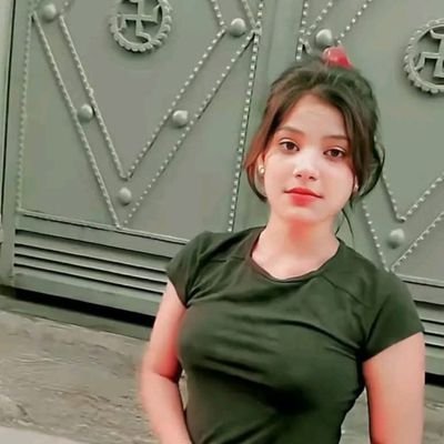 ChandraMee69338's profile picture. Simple gaav ki chori 🤪