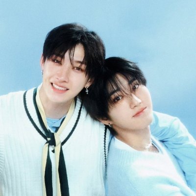 ✿ occasionally rpf | screams about kpop, anime, yaoi, yuri all the good shit | @moonlightsungs' loser gf ✿