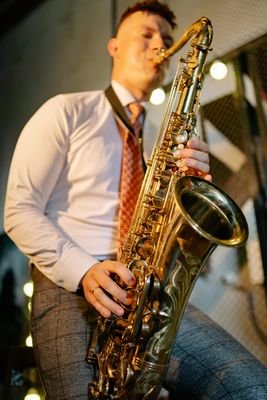 Thee_One_V1c's profile picture. Musician 
wrestling fan
future wwe superstar
M0IRZ6