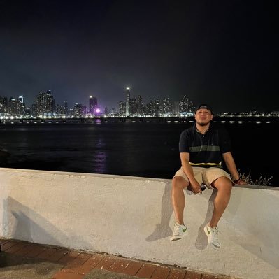 idaniiel_'s profile picture. no se tomen en serio mi tw