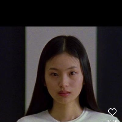 Mahnoor26195267's profile picture. 