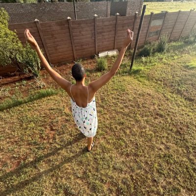 Nokukha11305080's profile picture. .