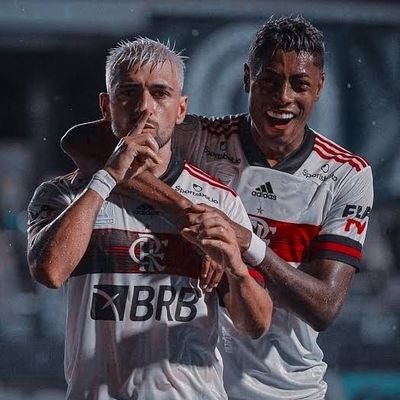 Ser Flamengo é ousar, é contrariar norma, é enfrentar todas as formas de poder com arte, criatividade e malemolência.