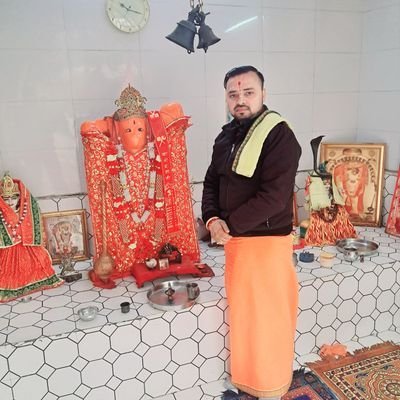 Abhilas87964585's profile picture. पुजारी हनुमानजी मंदिर एमसीडी वार्ड नंबर 11 सिविल लाइन जोन तिमारपुर दिल्ली (जय श्री बालाजी महाराज)
Mera Pyare Gurudev Devkinandan Thakurji