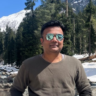 IamdhavalGshah's profile picture. A simplistic person with a workaholic nature and a 'can do' attitude. & Madly in love with gadgets.