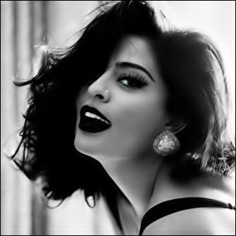 Mooni_Naser's profile picture. 